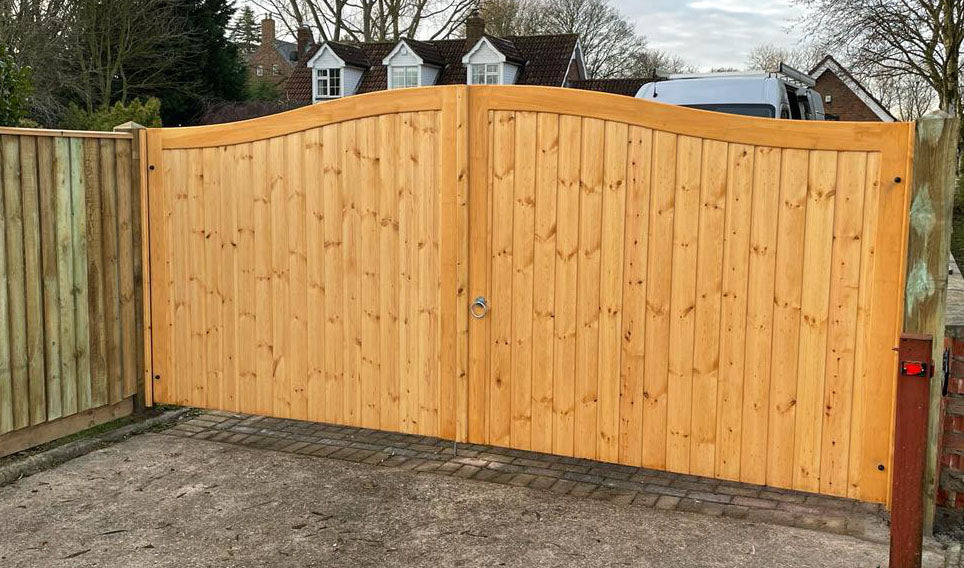 Curved Top Made to Measure Drive Gates